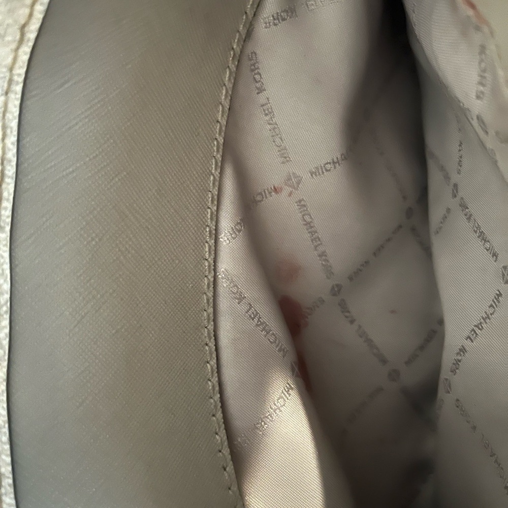 Michael Kors Gray Silver Crossbody Bag with Chain Detail - Picture 7 of 8